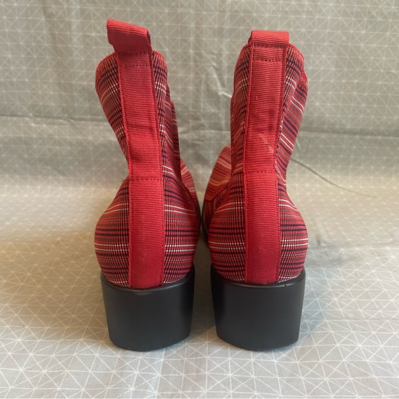 Charleston Shoe Company Lower King Boots in Rojo Stripe 10 - Picture 4 of 6